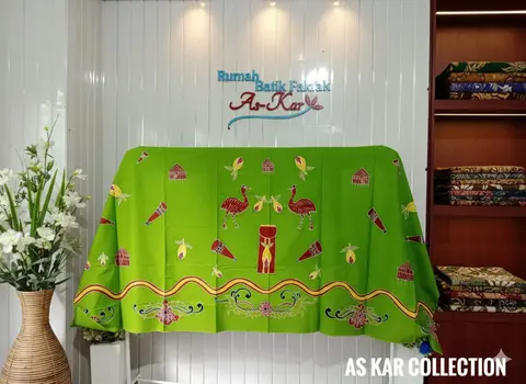 Batik tulis fakfak