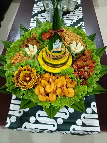 TUMPENG