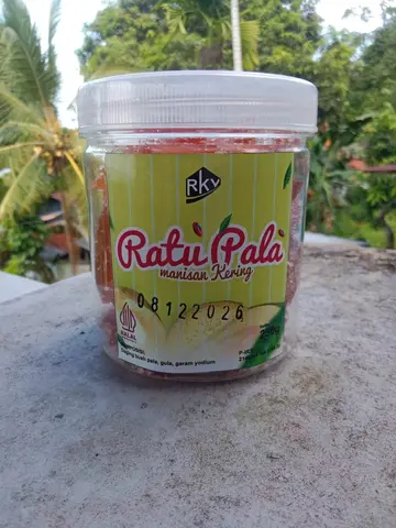 manisan pala kering